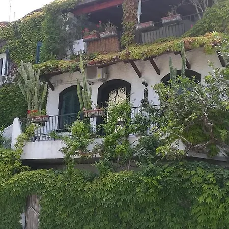 Casa Malo' 3*