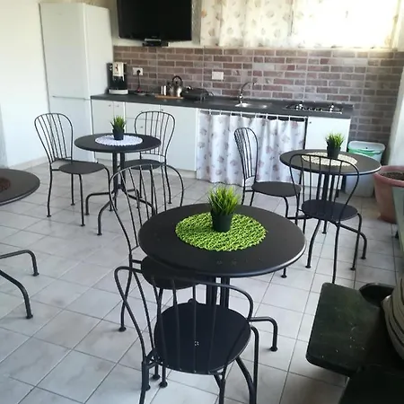Casa Malo' Bed & Breakfast